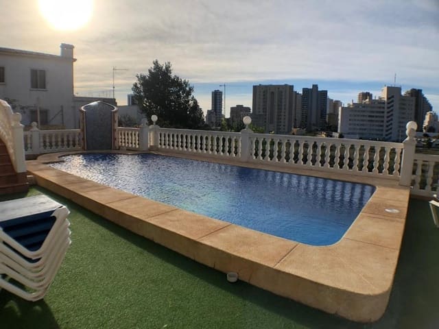 5 bedroom Villa for sale in Calpe / Calp with pool garage - € 875,000 (Ref: 6197640)