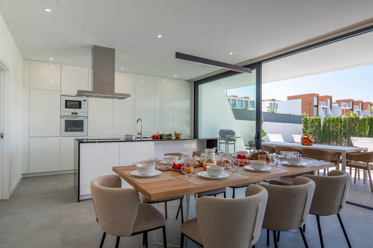 Chalet de 4 habitaciones en Calpe / Calp en venta con piscina - 1.290.000 € (Ref: 6327883)