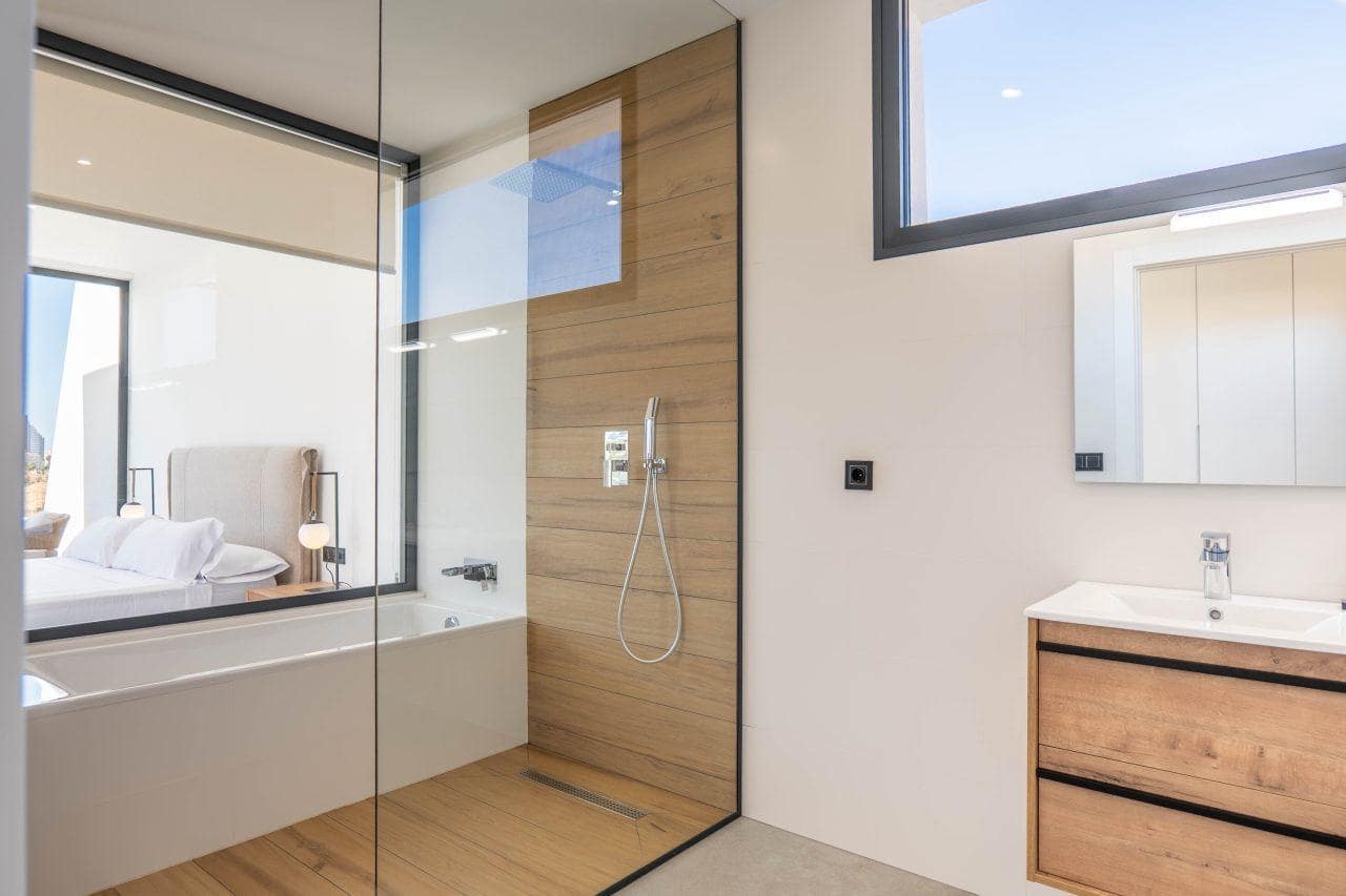 Chalet de 4 habitaciones en Calpe / Calp en venta con piscina - 1.290.000 € (Ref: 6327883)