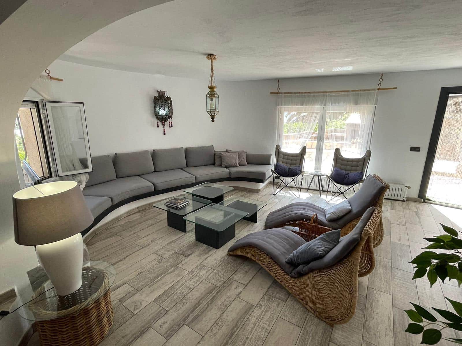 6 soverom Villa til salgs i Calpe / Calp med svømmebasseng garasje - € 845 000 (Ref: 6876138)