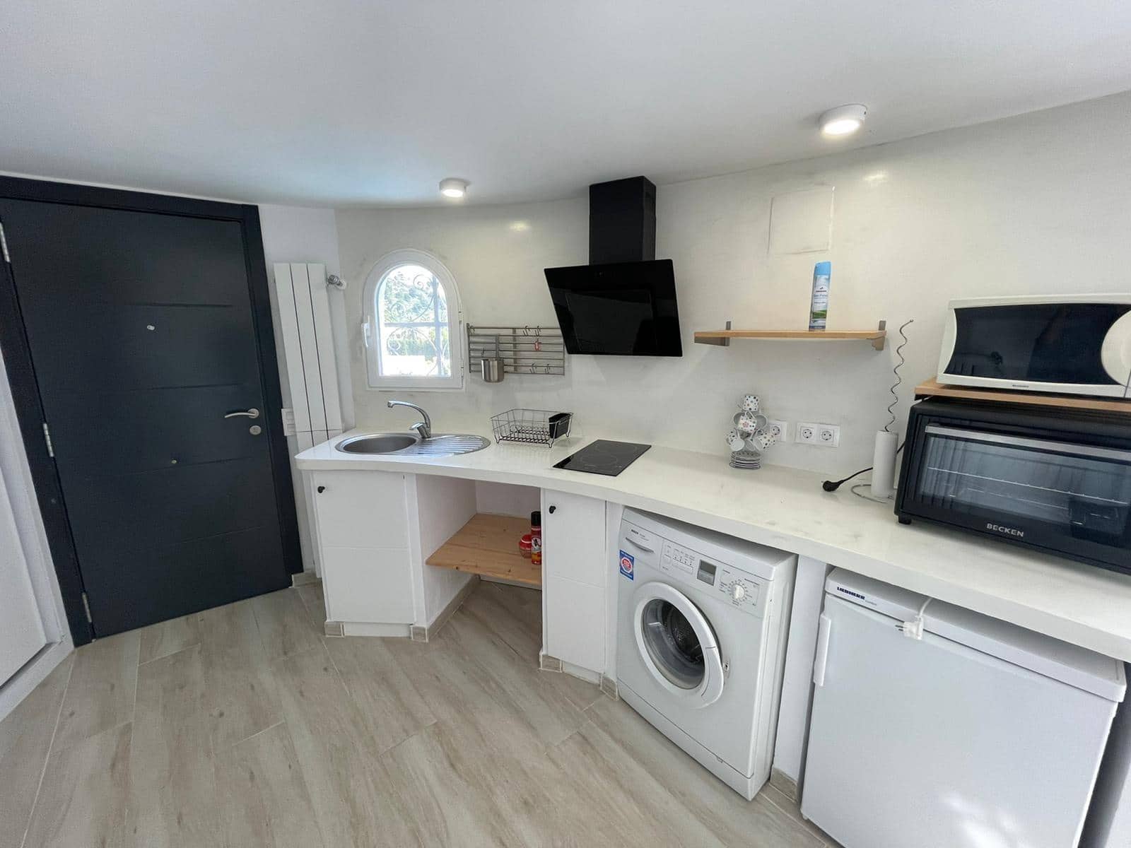 6 soverom Villa til salgs i Calpe / Calp med svømmebasseng garasje - € 845 000 (Ref: 6876138)