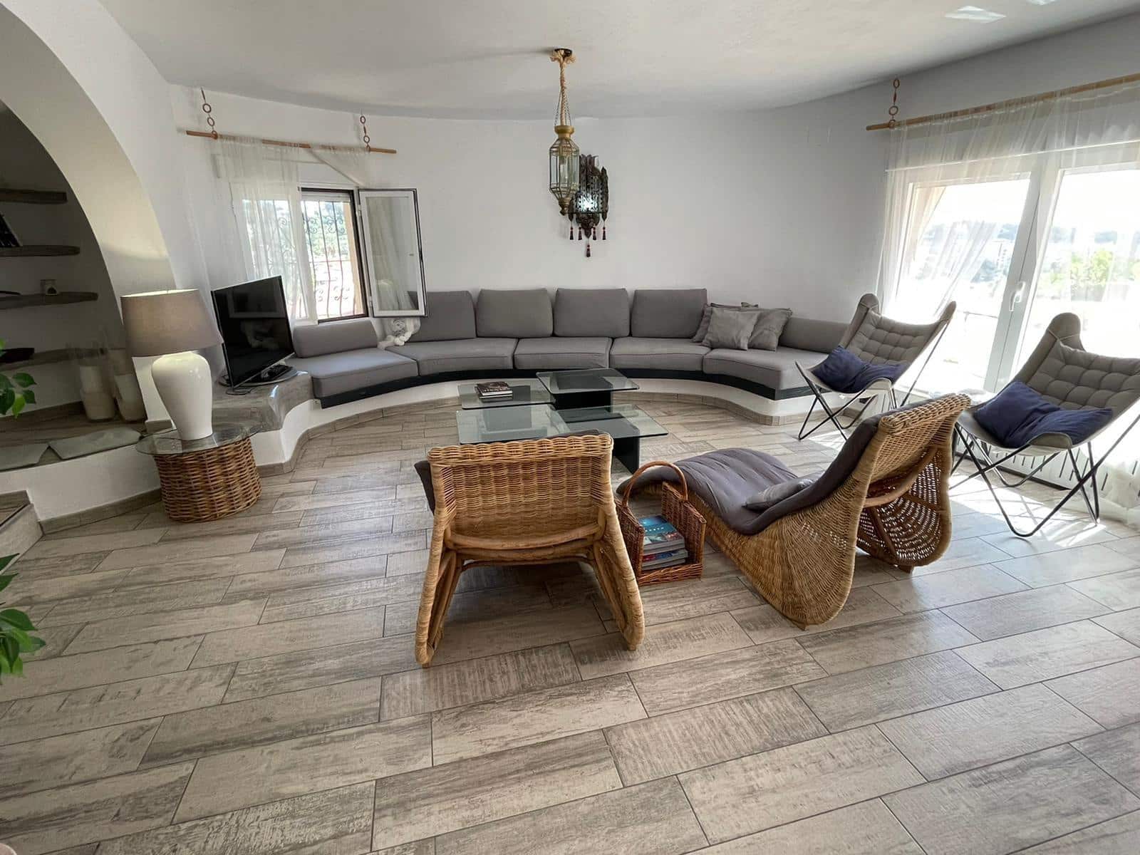 6 soverom Villa til salgs i Calpe / Calp med svømmebasseng garasje - € 845 000 (Ref: 6876138)