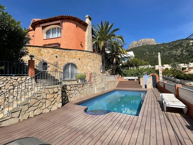 6 bedroom Villa for sale in Canuta, Calpe / Calp with pool garage - € 845,000 (Ref: 6876138)