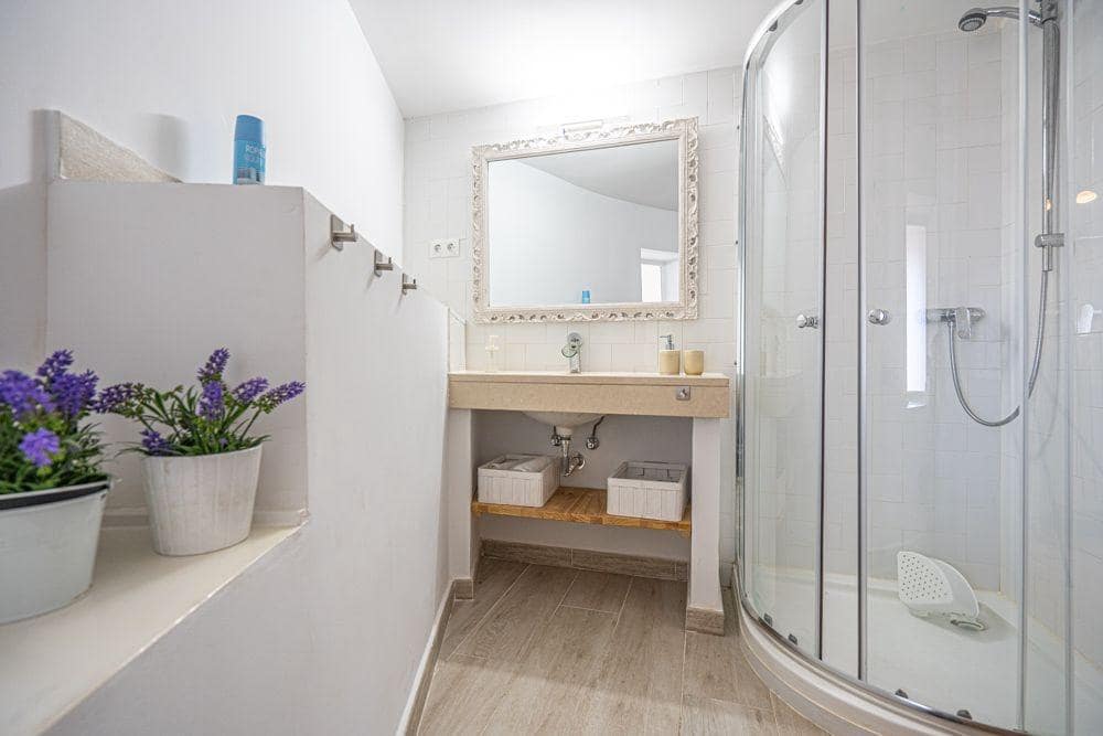 6 bedroom Villa for sale in Calpe / Calp with pool garage - € 845,000 (Ref: 6876138)