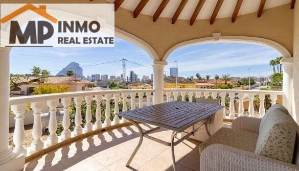 5 bedroom Villa for sale in Calpe / Calp with pool garage - € 740,000 (Ref: 8104037)