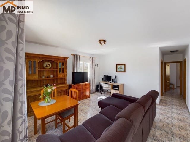 5 bedroom Villa for sale in Calpe / Calp with pool garage - € 740,000 (Ref: 8104037)