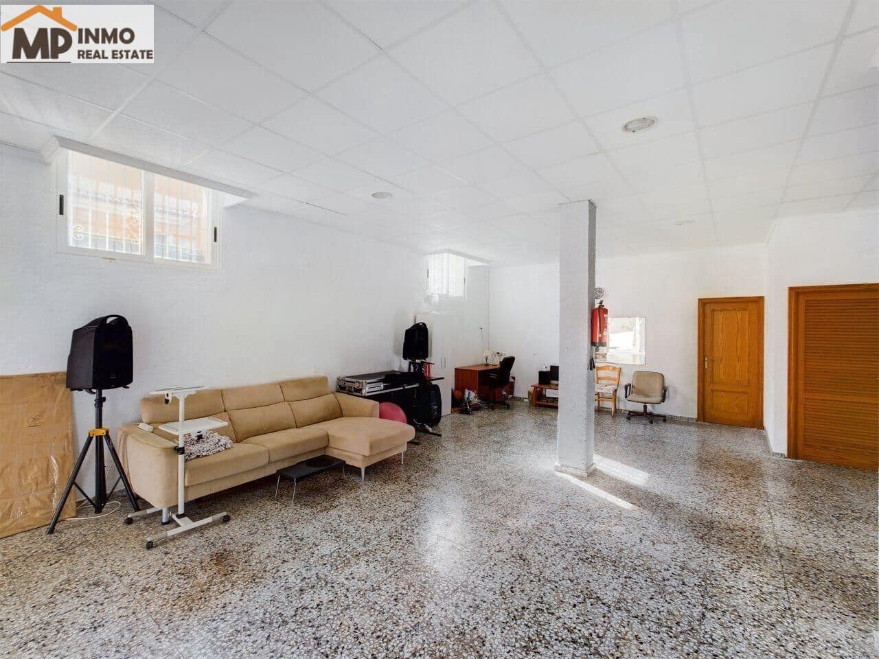 5 bedroom Villa for sale in Calpe / Calp with pool garage - € 740,000 (Ref: 8104037)