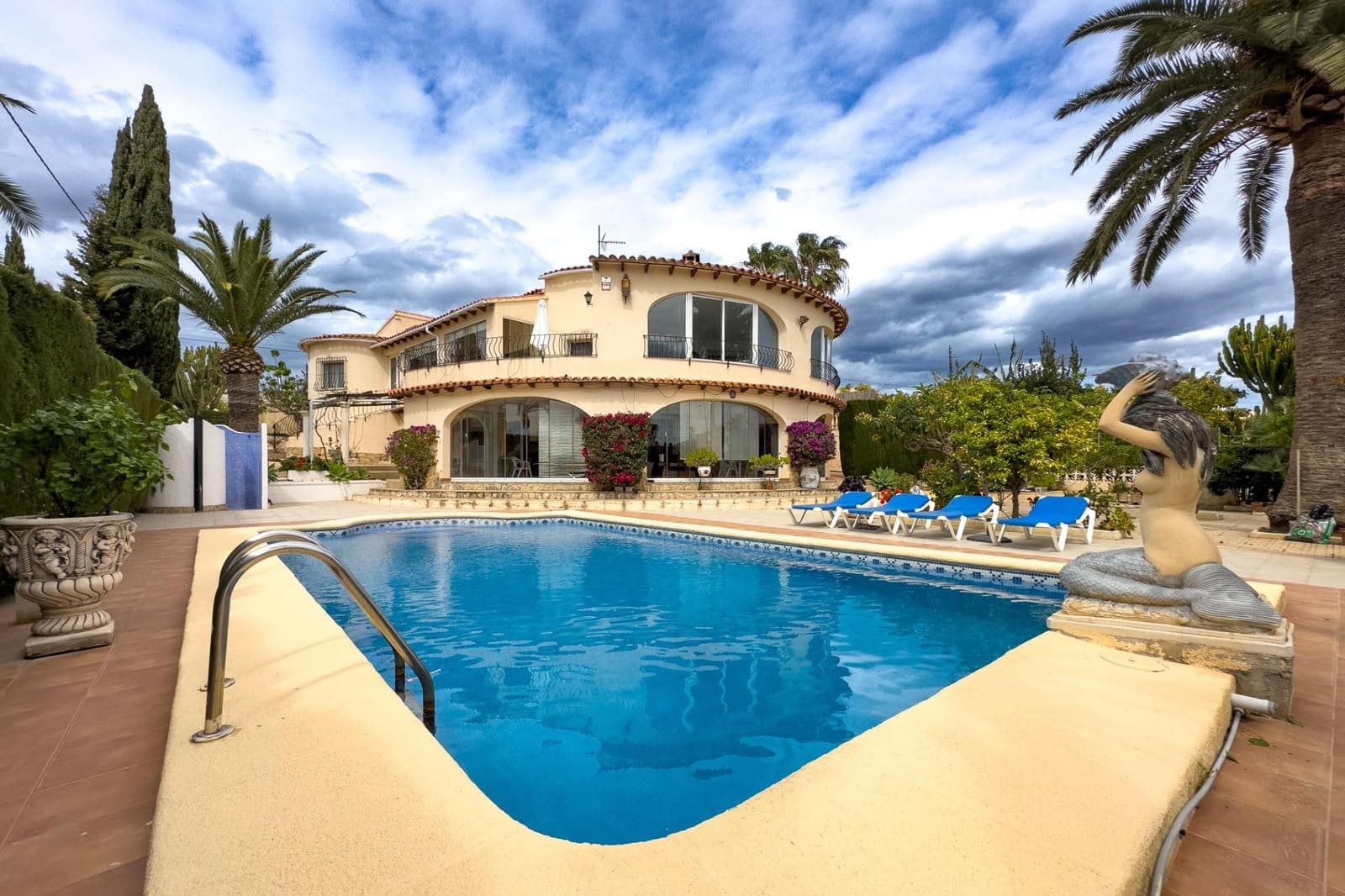 5 chambre Villa/Maison à vendre à Calpe / Calp avec piscine - 795 000 € (Ref: 8214299)