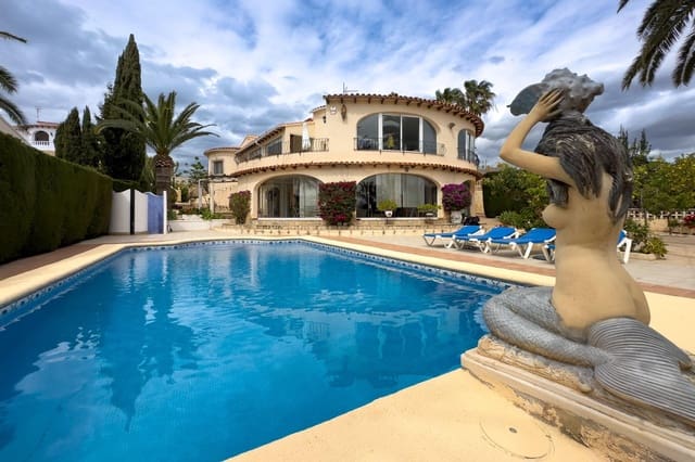 5 chambre Villa/Maison à vendre à Calpe / Calp avec piscine - 795 000 € (Ref: 8214299)