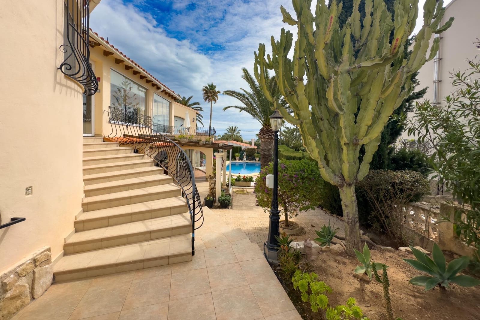 5 chambre Villa/Maison à vendre à Calpe / Calp avec piscine - 795 000 € (Ref: 8214299)