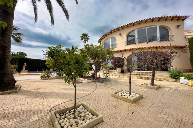 5 chambre Villa/Maison à vendre à Calpe / Calp avec piscine - 795 000 € (Ref: 8214299)