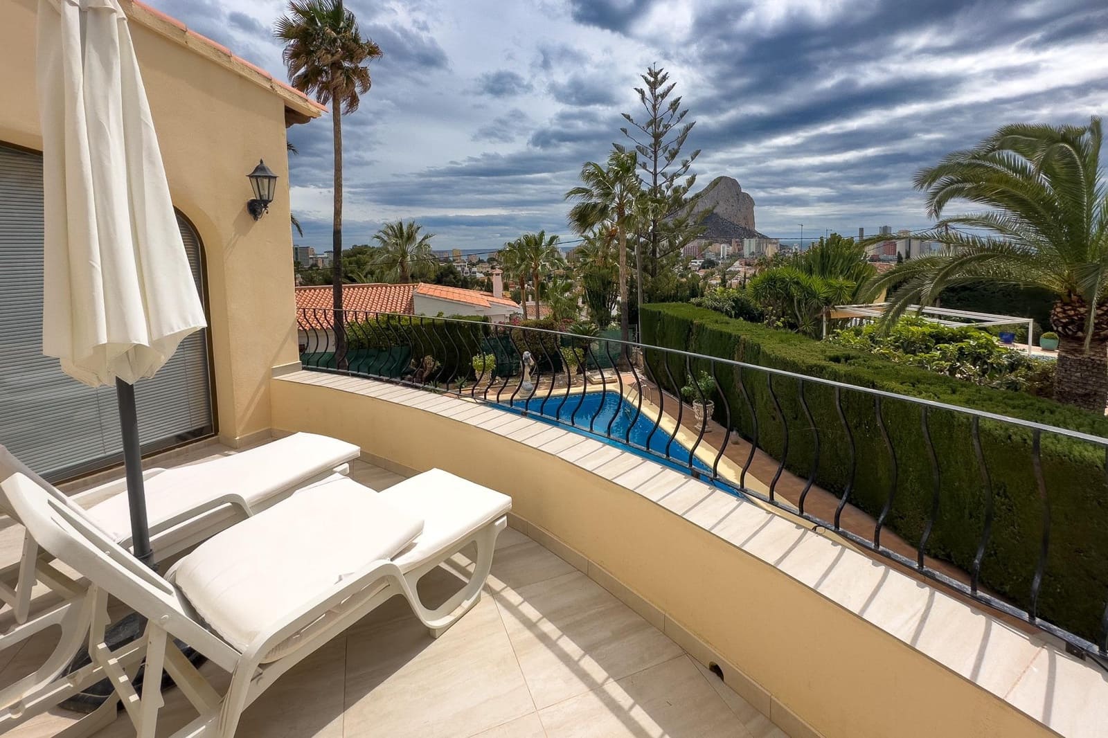 5 chambre Villa/Maison à vendre à Calpe / Calp avec piscine - 795 000 € (Ref: 8214299)