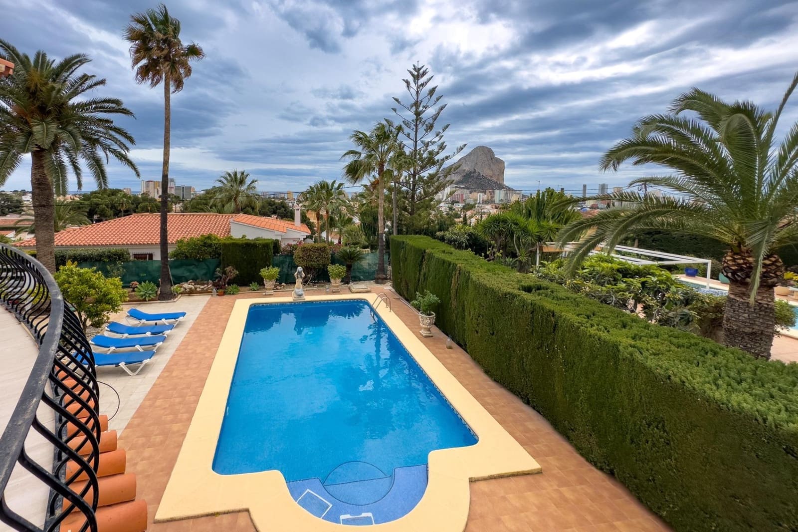 5 chambre Villa/Maison à vendre à Calpe / Calp avec piscine - 795 000 € (Ref: 8214299)