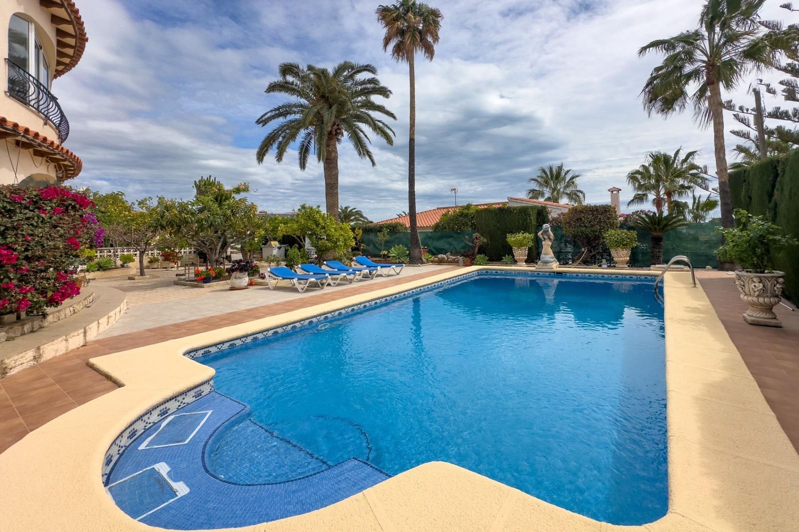 5 chambre Villa/Maison à vendre à Calpe / Calp avec piscine - 795 000 € (Ref: 8214299)
