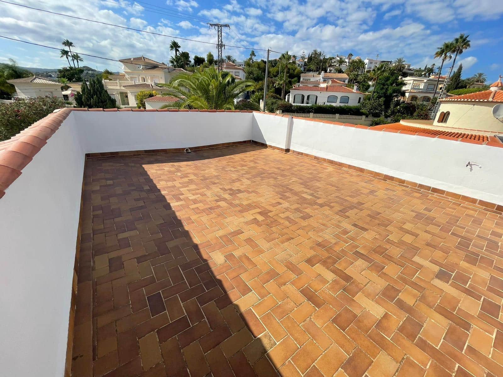 4 bedroom Villa for sale in Calpe / Calp with garage - € 985,000 (Ref: 8534195)