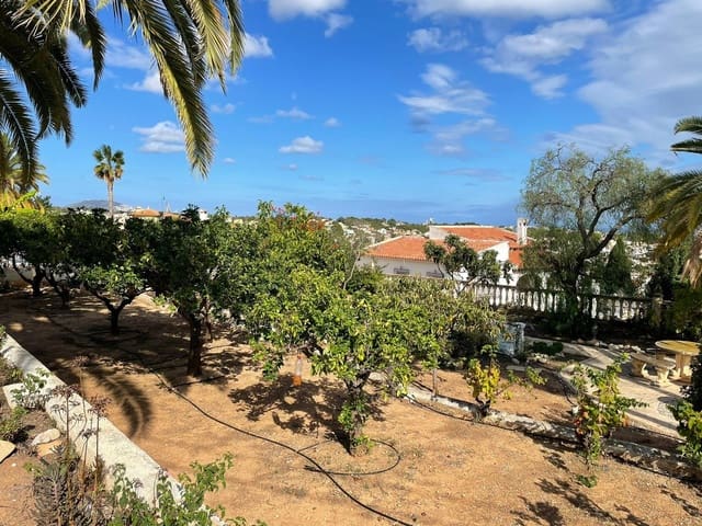 4 bedroom Villa for sale in Cometa - Carrió, Calpe / Calp with garage - € 985,000 (Ref: 8534195)