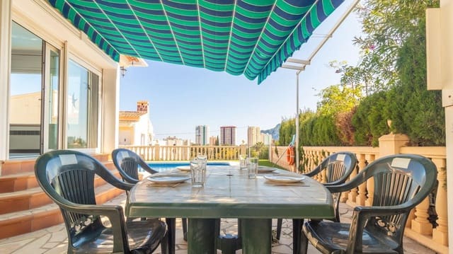 Chalet de 3 habitaciones en Calpe / Calp en venta con piscina garaje - 725.000 € (Ref: 8565151)