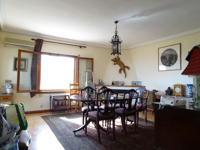 Chalet de 4 habitaciones en Calpe / Calp en venta con piscina - 490.000 € (Ref: 8582223)