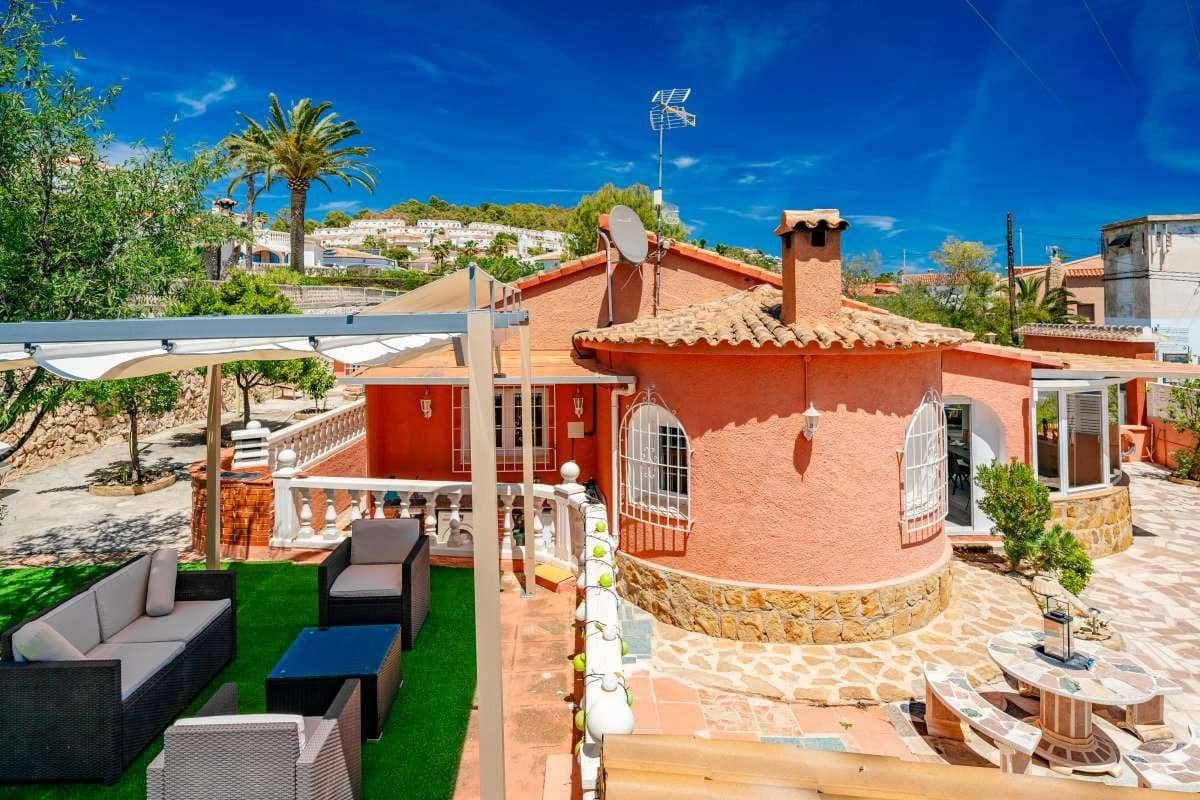 3 Zimmer Villa zu verkaufen in Calpe / Calp mit Pool Garage - 535.000 € (Ref: 8620089)