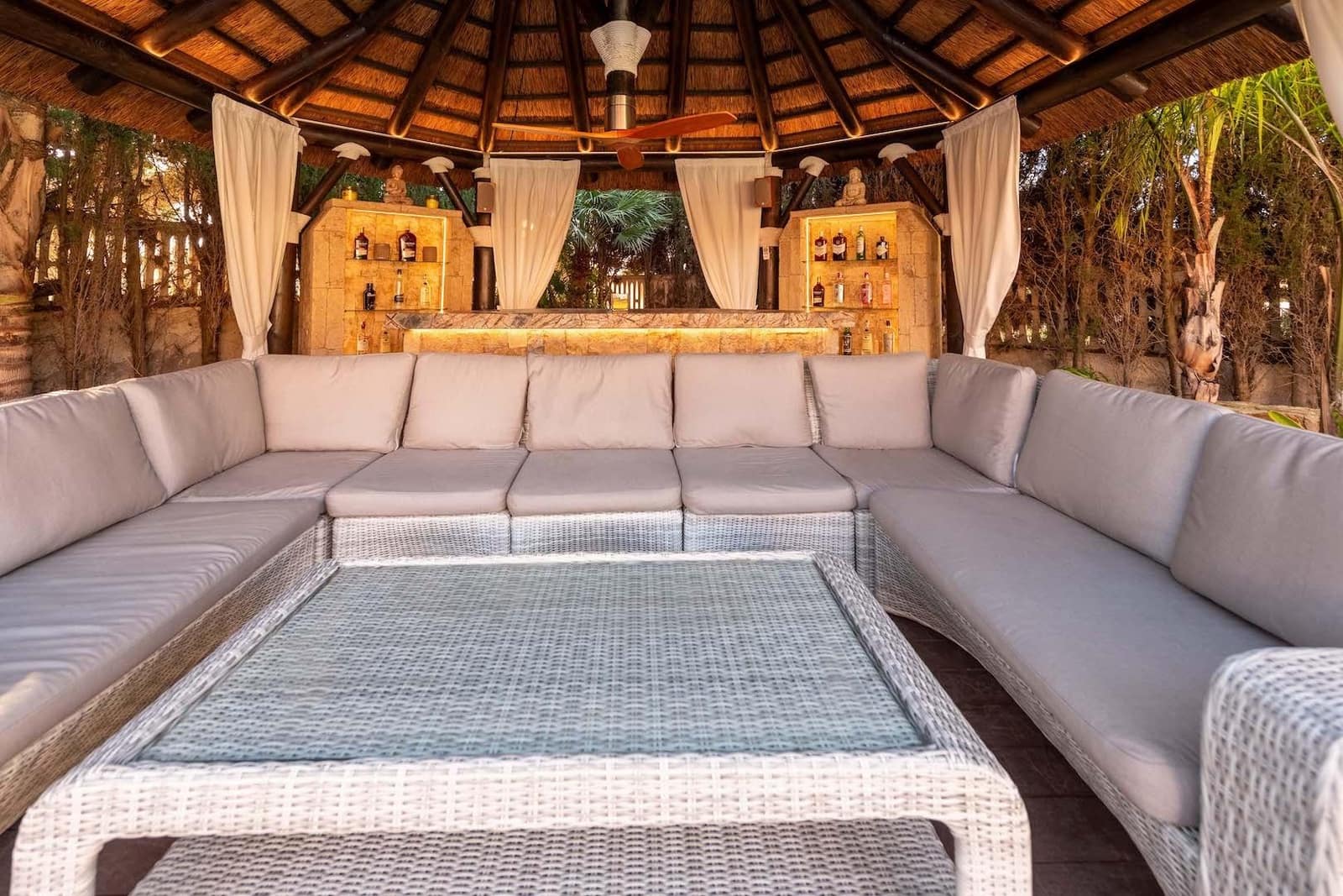 4 chambre Villa/Maison à vendre à Calpe / Calp avec piscine garage - 2 520 000 € (Ref: 8682632)