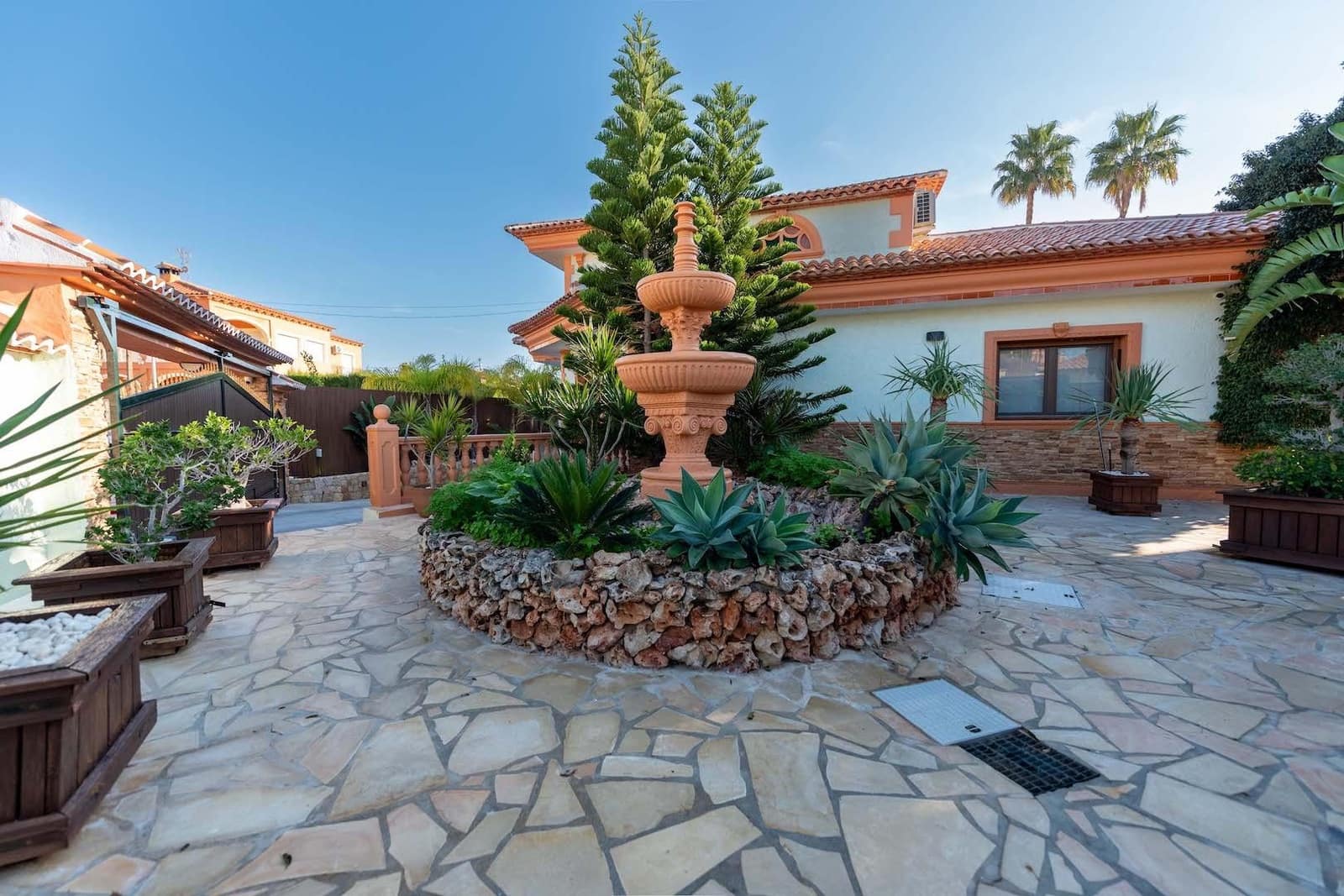 4 chambre Villa/Maison à vendre à Calpe / Calp avec piscine garage - 2 520 000 € (Ref: 8682632)