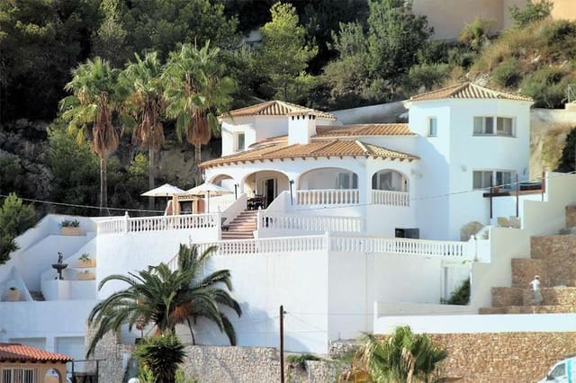 4 sovrum Villa till salu i Moraira, Teulada-Moraira med pool - 980 000 € (Ref: 8798793)