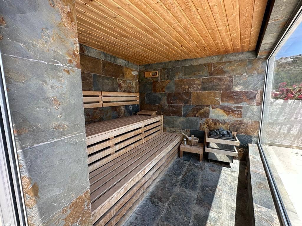 4 sovrum Villa till salu i Moraira med pool - 980 000 € (Ref: 8798793)