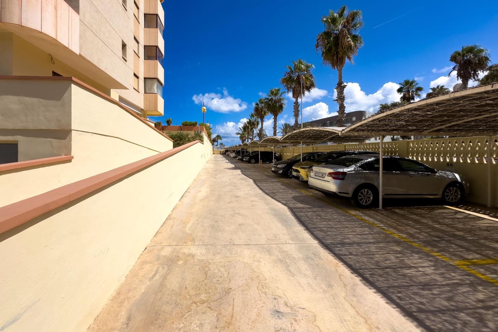 2 slaapkamer Appartement te koop in Calpe / Calp met zwembad - € 530.000 (Ref: 8801853)