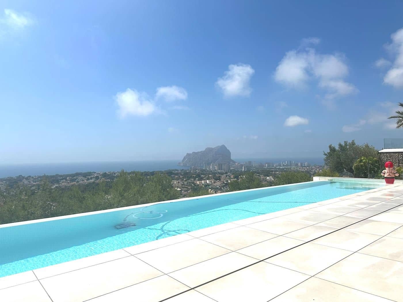 4 slaapkamer Villa te koop in Benissa met zwembad garage - € 2.900.000 (Ref: 8801863)