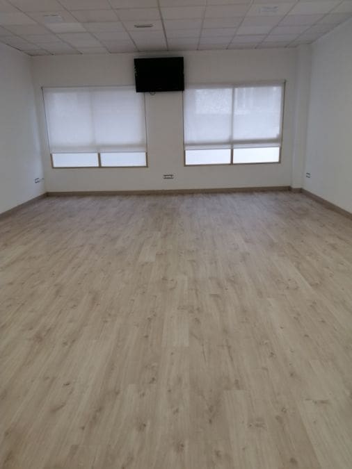 3 bedroom Commercial for sale in Calpe / Calp - € 185,000 (Ref: 8801867)