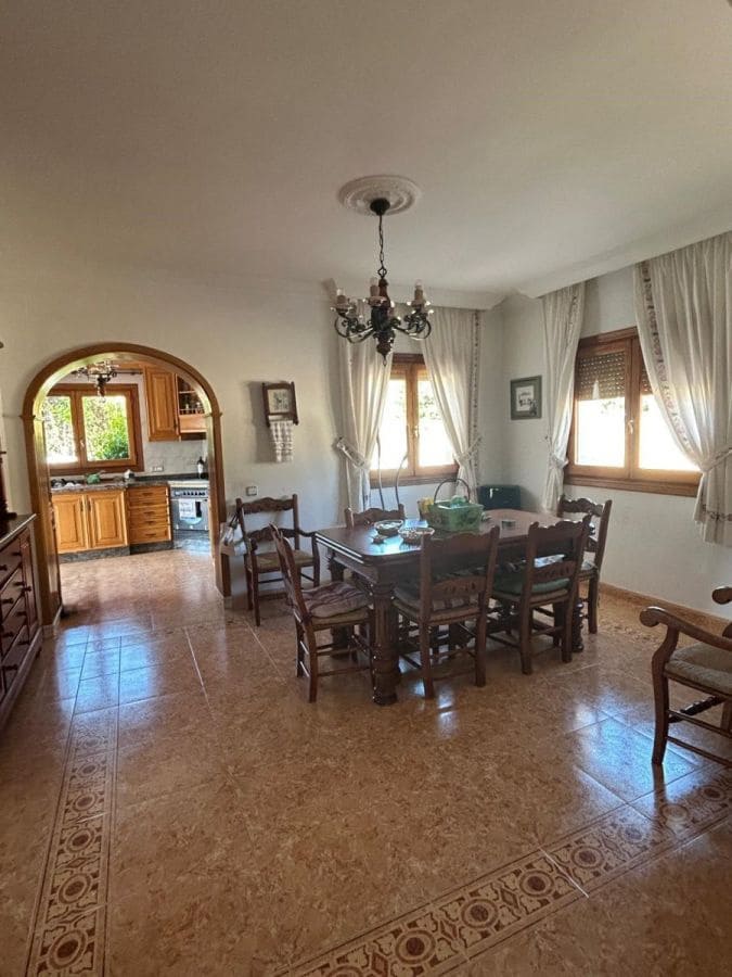 6 soveværelse Villa til salg i Calpe / Calp - € 1.200.000 (Ref: 8801874)