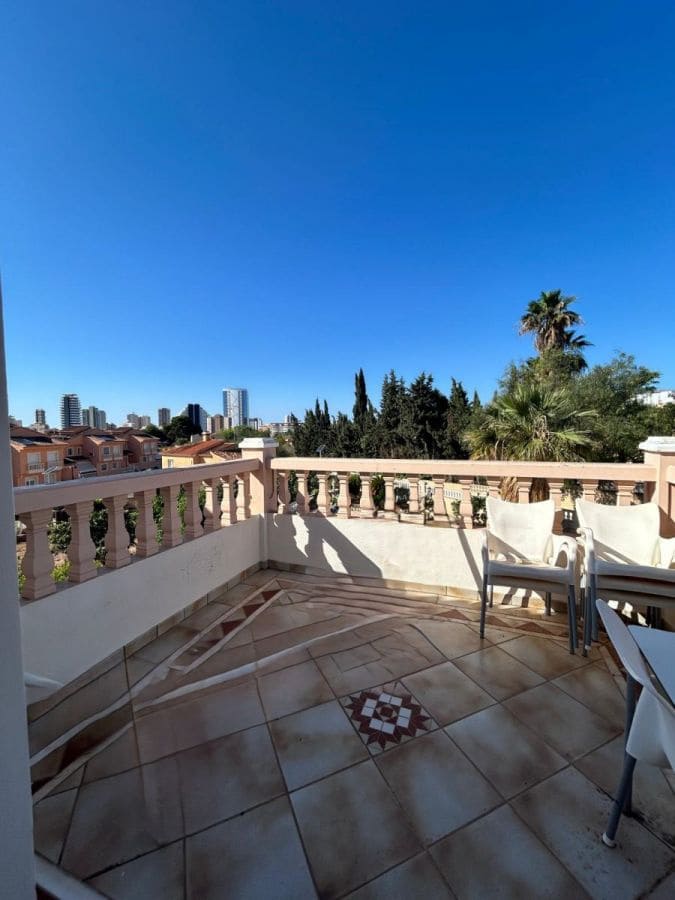 6 soveværelse Villa til salg i Calpe / Calp - € 1.200.000 (Ref: 8801874)