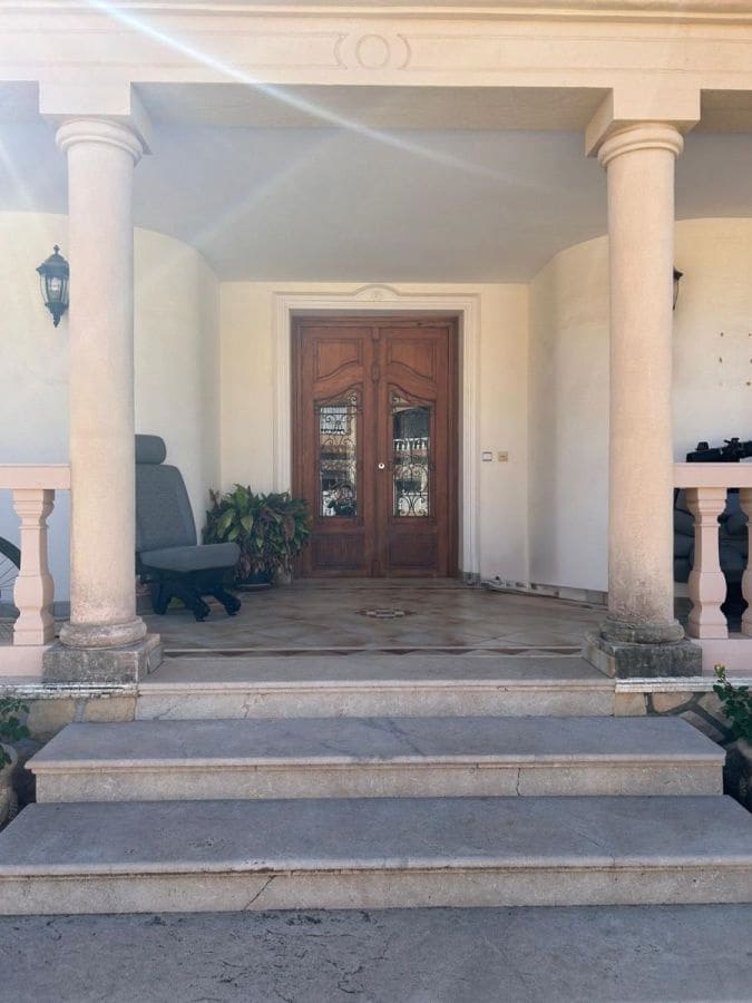 6 soveværelse Villa til salg i Calpe / Calp - € 1.200.000 (Ref: 8801874)