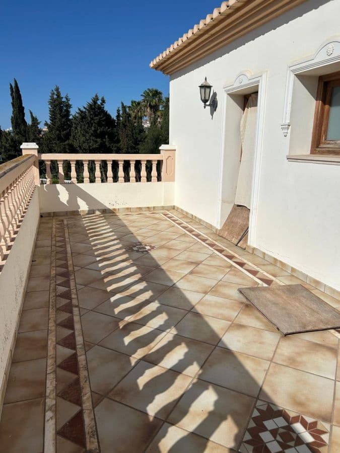 6 soveværelse Villa til salg i Calpe / Calp - € 1.200.000 (Ref: 8801874)