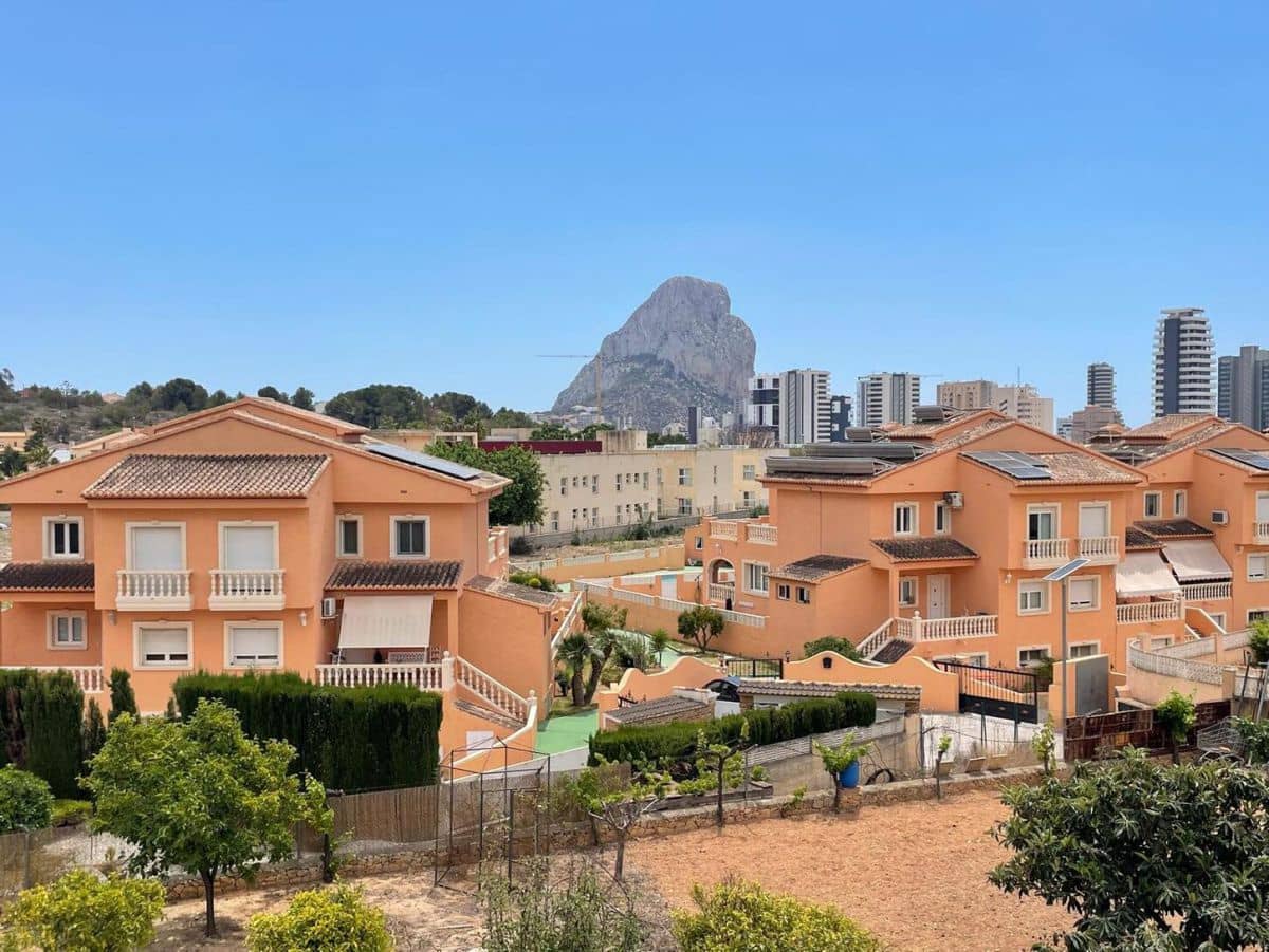 6 soveværelse Villa til salg i Calpe / Calp - € 1.200.000 (Ref: 8801874)