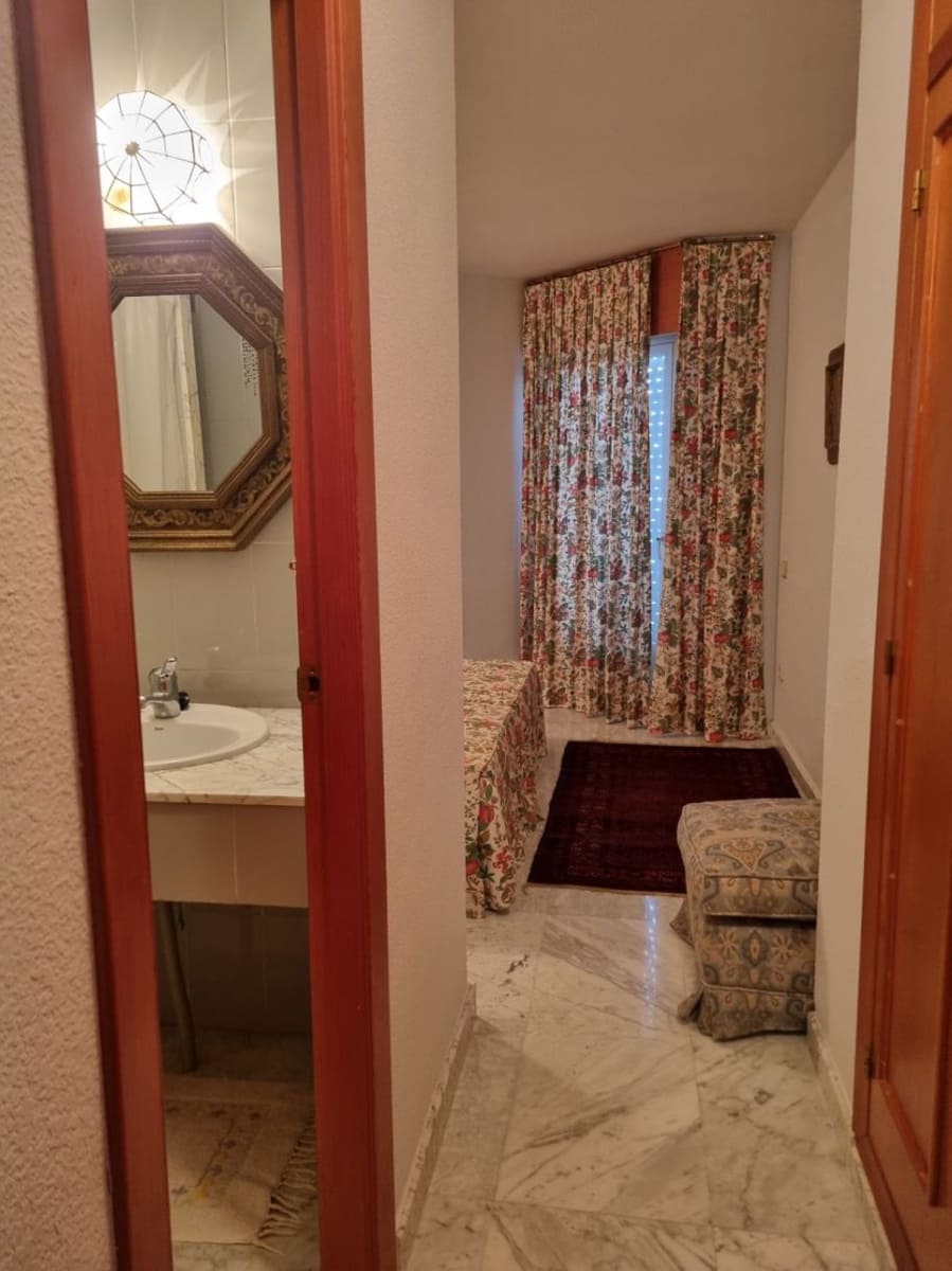 2 bedroom Apartment for sale in Calpe / Calp with pool garage - € 1,600,000 (Ref: 8801876)