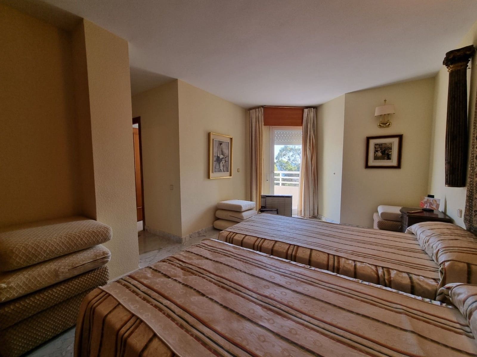 2 bedroom Apartment for sale in Calpe / Calp with pool garage - € 1,600,000 (Ref: 8801876)