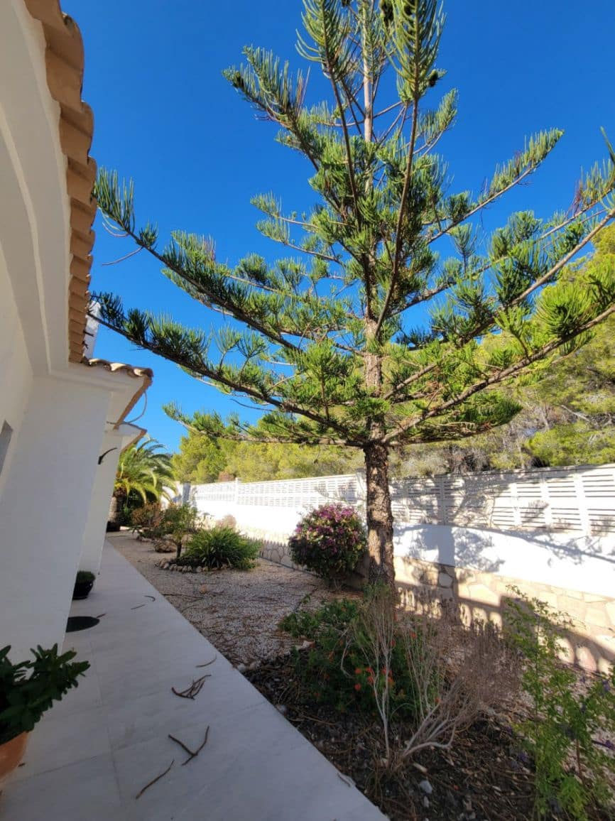 3 bedroom Villa for sale in Calpe / Calp with pool - € 795,000 (Ref: 8801878)