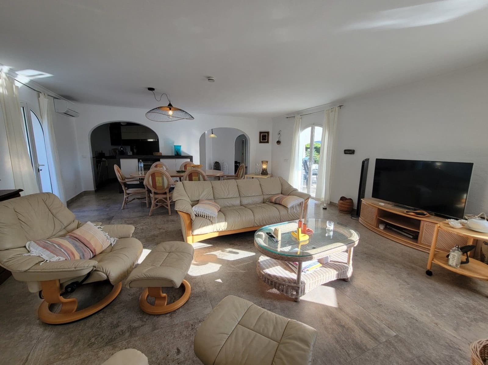 3 bedroom Villa for sale in Calpe / Calp with pool - € 795,000 (Ref: 8801878)