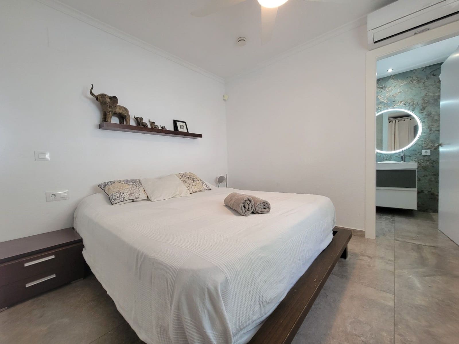 3 bedroom Villa for sale in Calpe / Calp with pool - € 795,000 (Ref: 8801878)