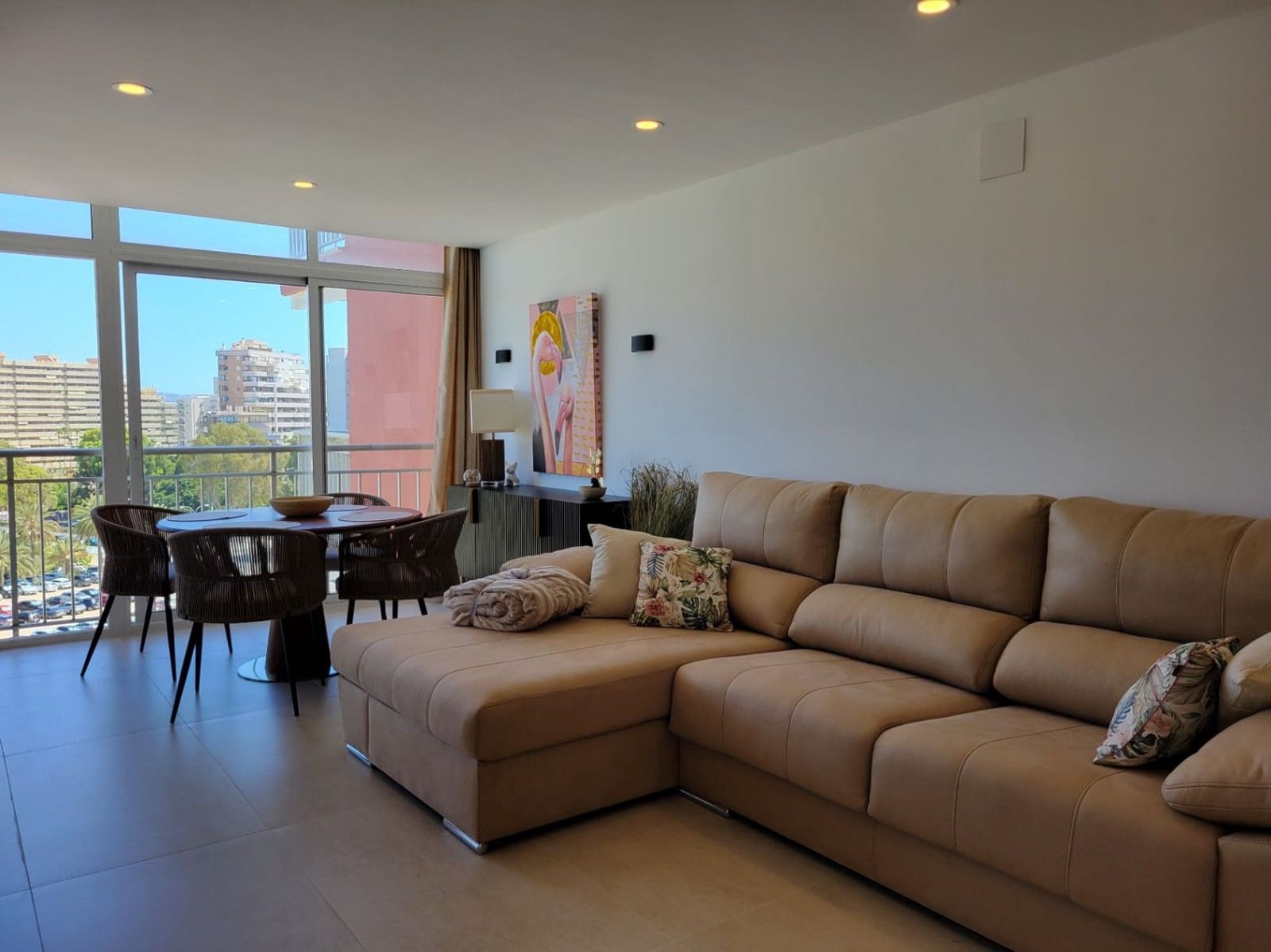 2 bedroom Apartment for sale in Calpe / Calp - € 340,000 (Ref: 8801879)
