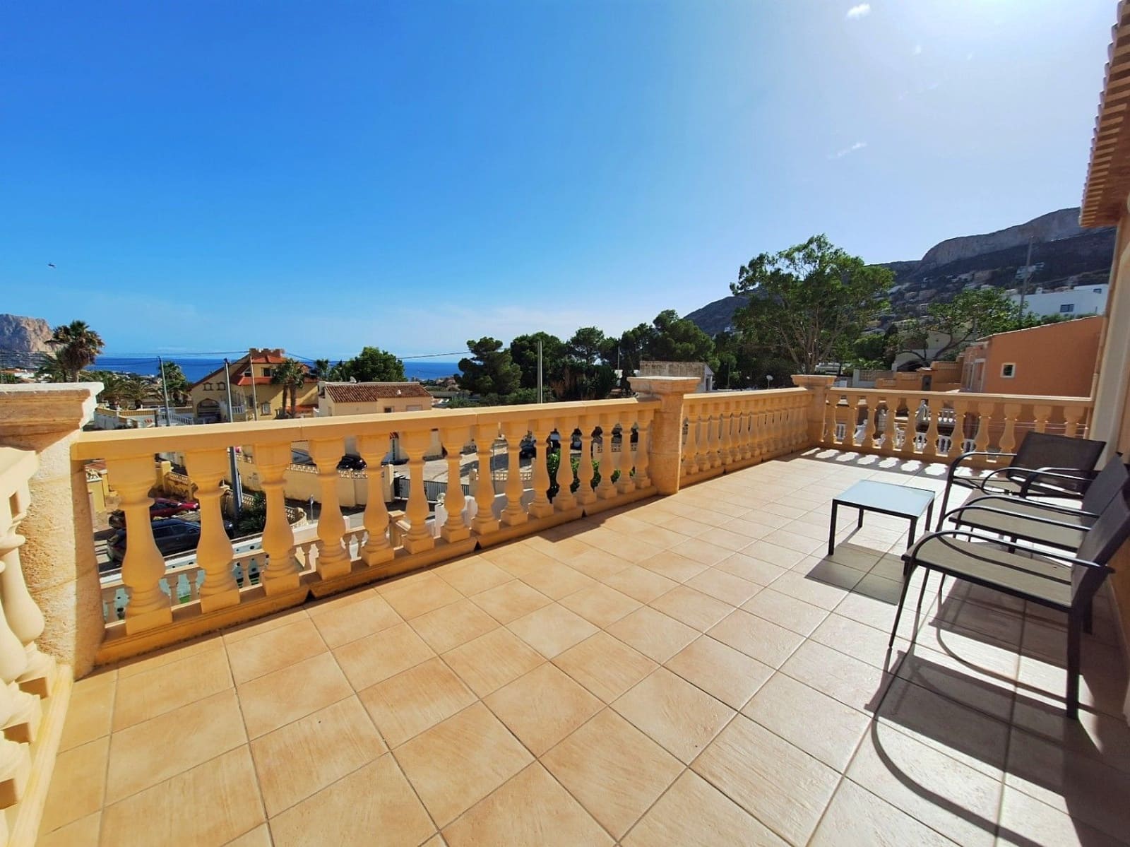 6 soverom Villa til salgs i Calpe / Calp - € 1 150 000 (Ref: 8801893)
