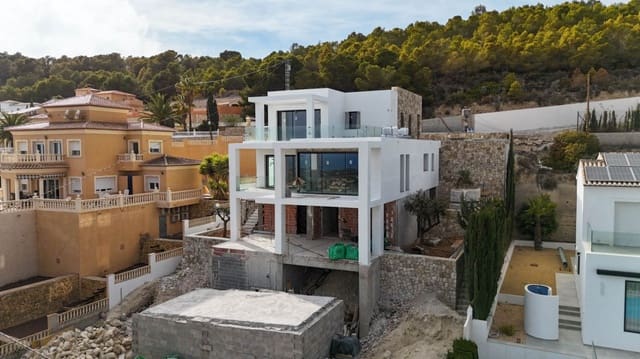 3 Zimmer Villa zu verkaufen in Calpe / Calp - 1.925.000 € (Ref: 8801927)