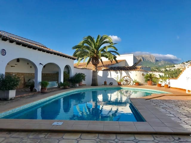 8 bedroom Villa for sale in Cometa - Carrió, Calpe / Calp with pool garage - € 790,000 (Ref: 8801962)