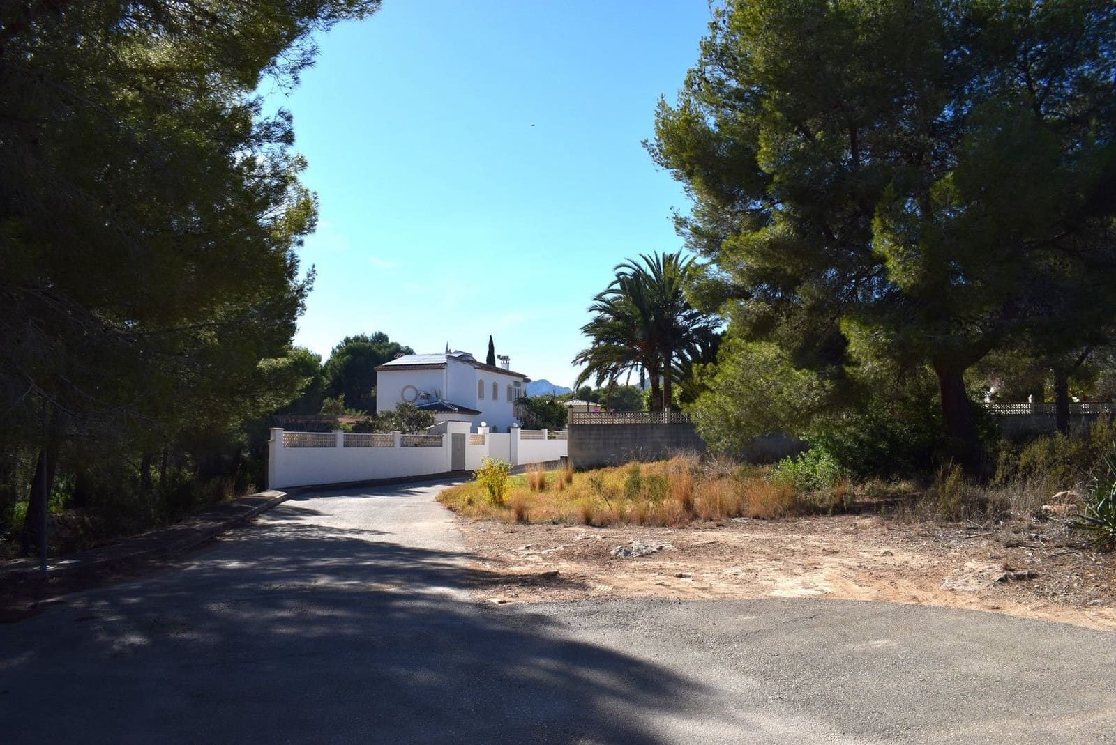 Building Plot for sale in Calpe / Calp - € 240,000 (Ref: 8801964)