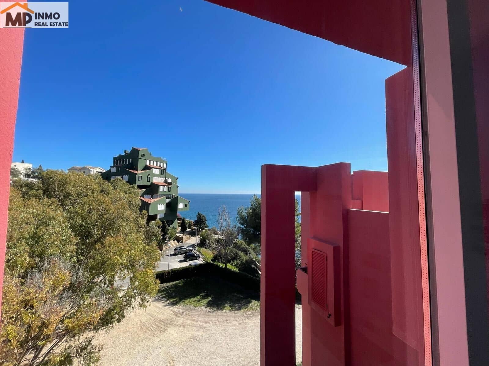 2 bedroom Apartment for sale in Calpe / Calp with pool - € 330,000 (Ref: 8817758)