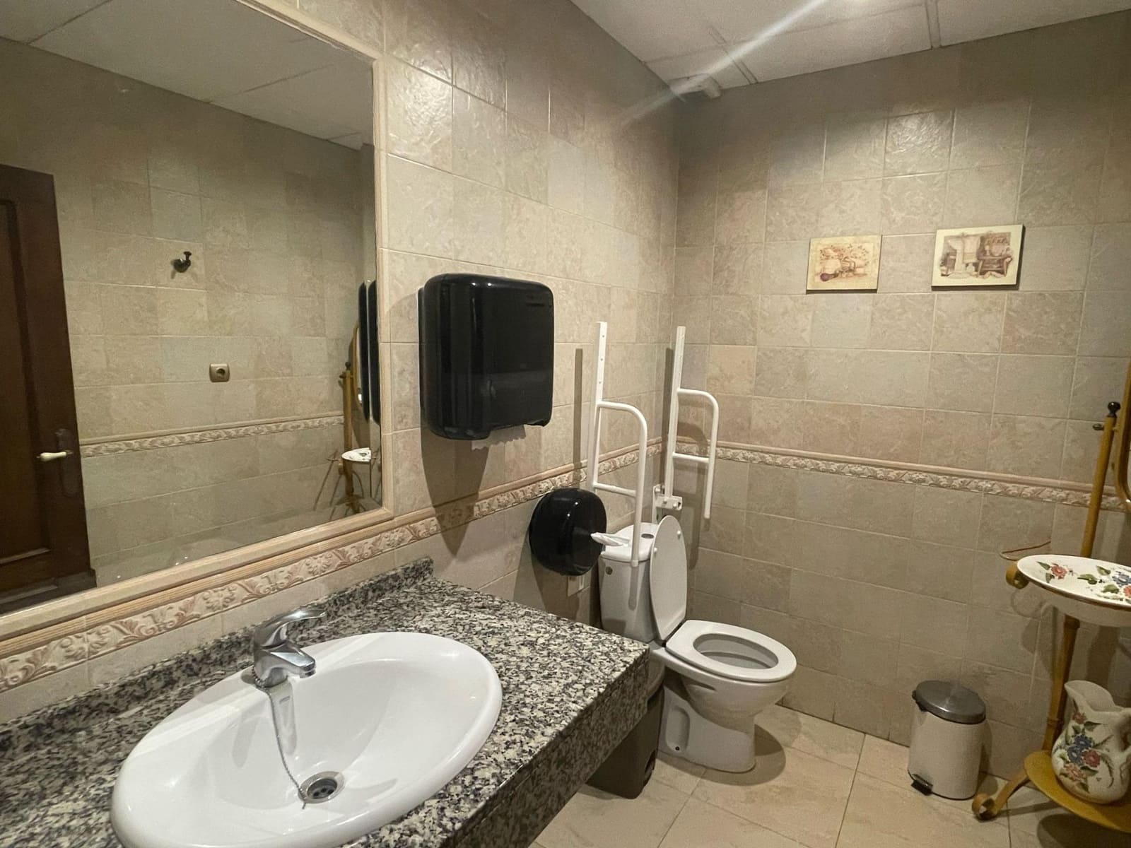 Erhverv til salg i Calpe / Calp med garage - € 950.000 (Ref: 8928601)