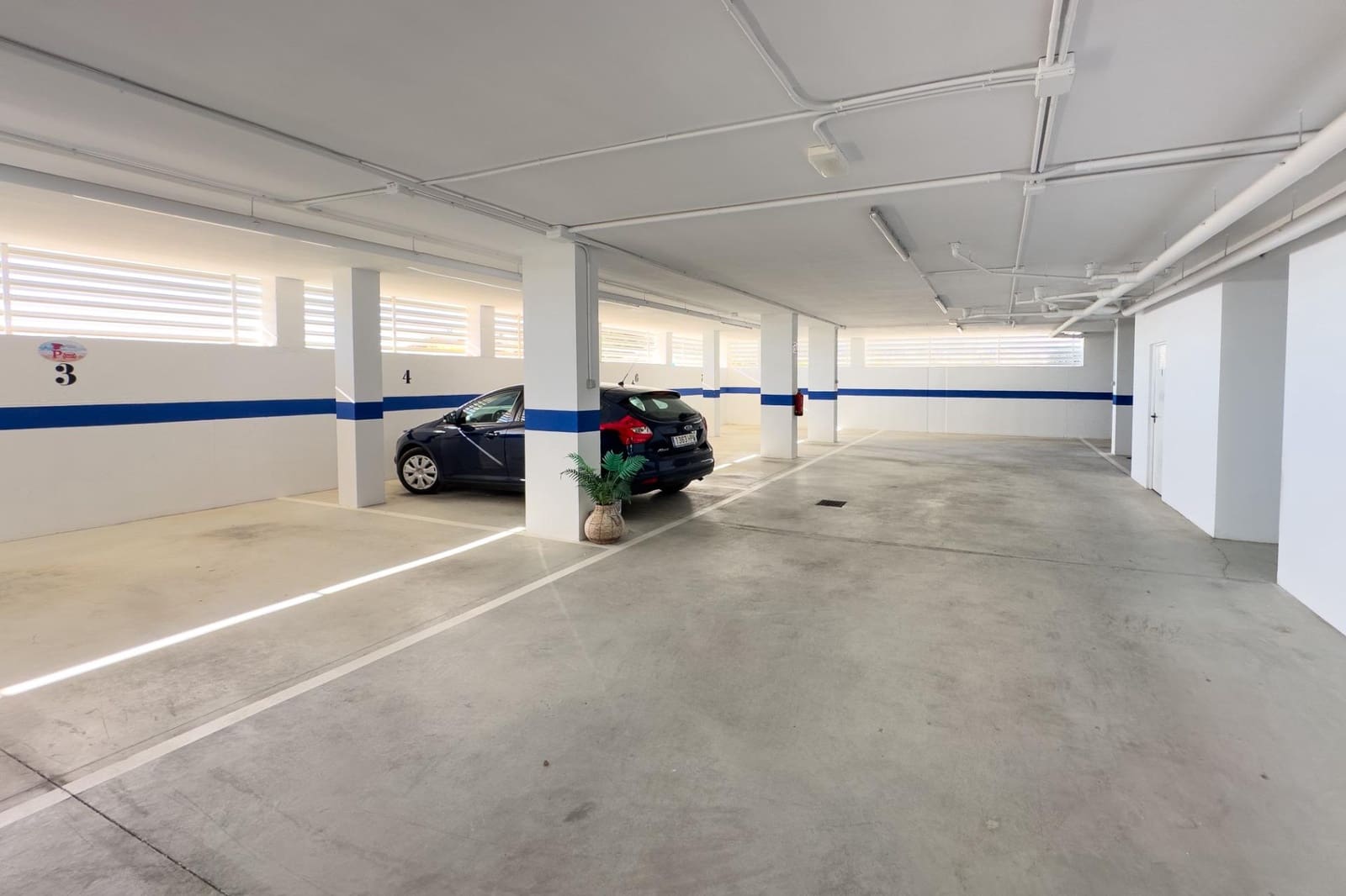 2 bedroom Apartment for sale in Calpe / Calp - € 379,500 (Ref: 9468604)