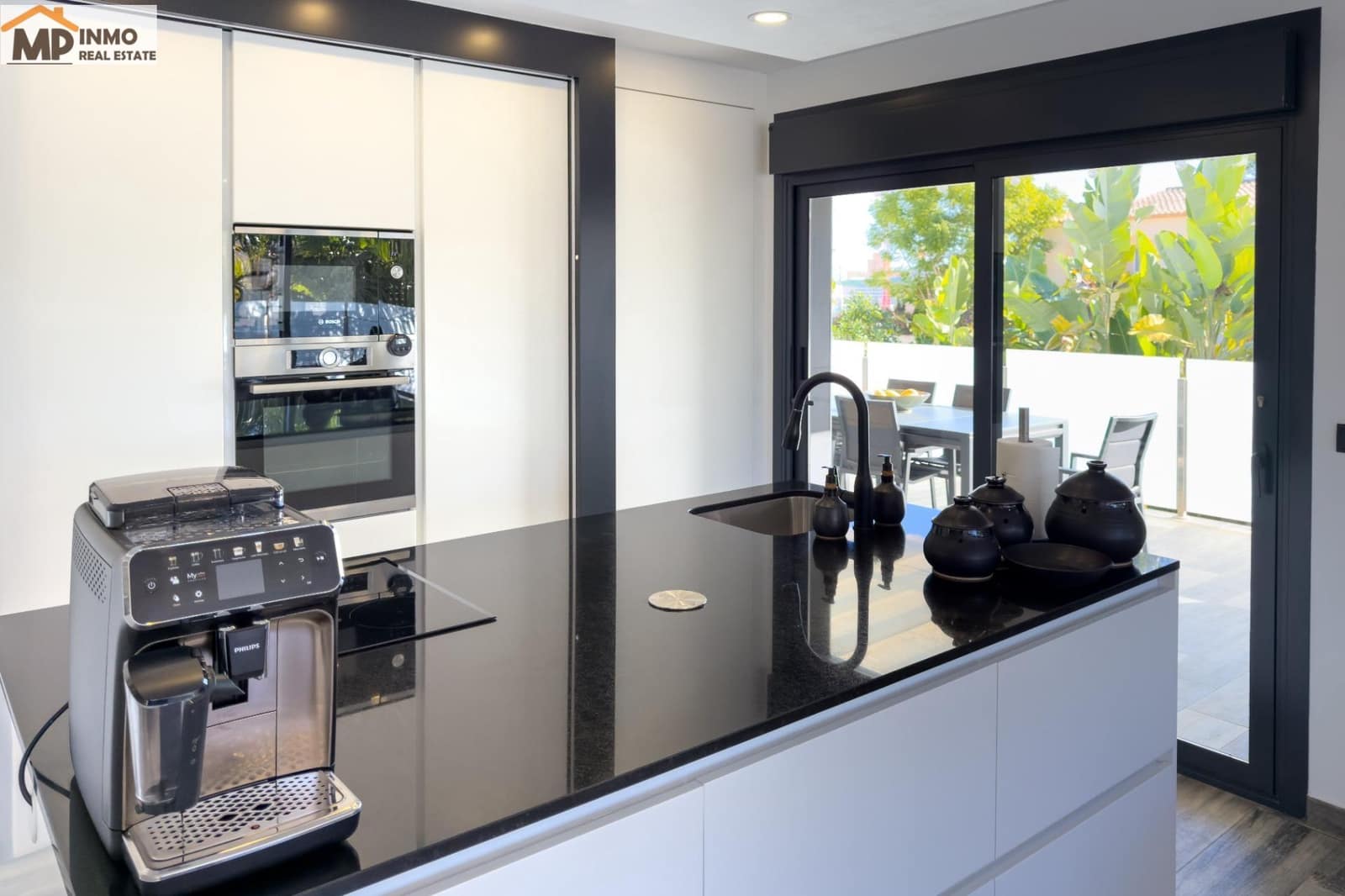 3 bedroom Villa for sale in Calpe / Calp with pool garage - € 895,000 (Ref: 9562074)