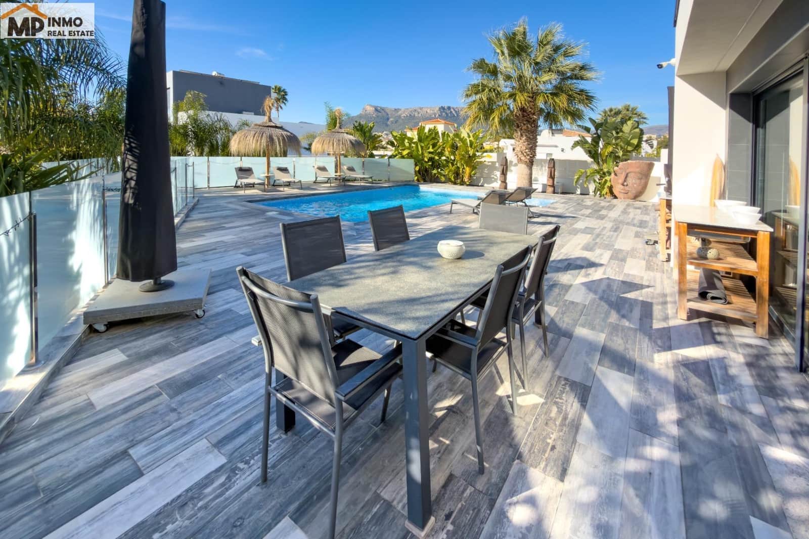 3 bedroom Villa for sale in Calpe / Calp with pool garage - € 895,000 (Ref: 9562074)